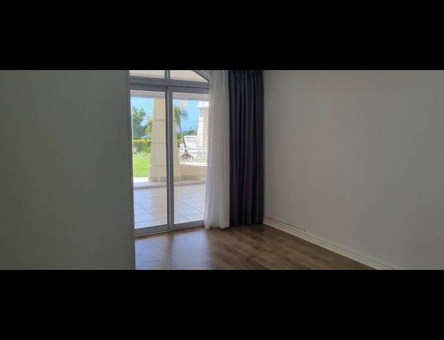 3 BEDROOM APARTMENT FOR SALE IN LA LUCIA
